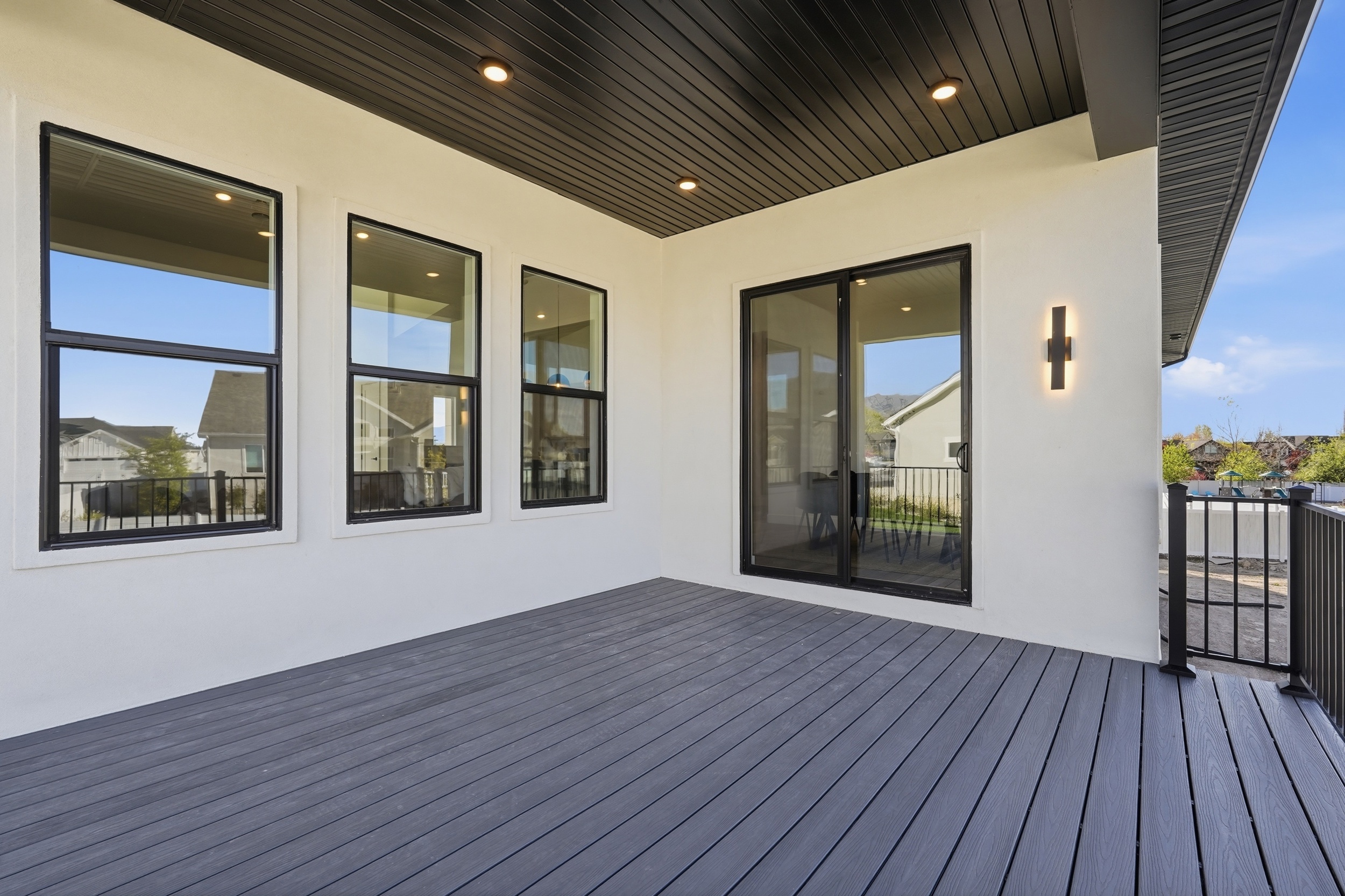 Chestnut – Modern home detail 45