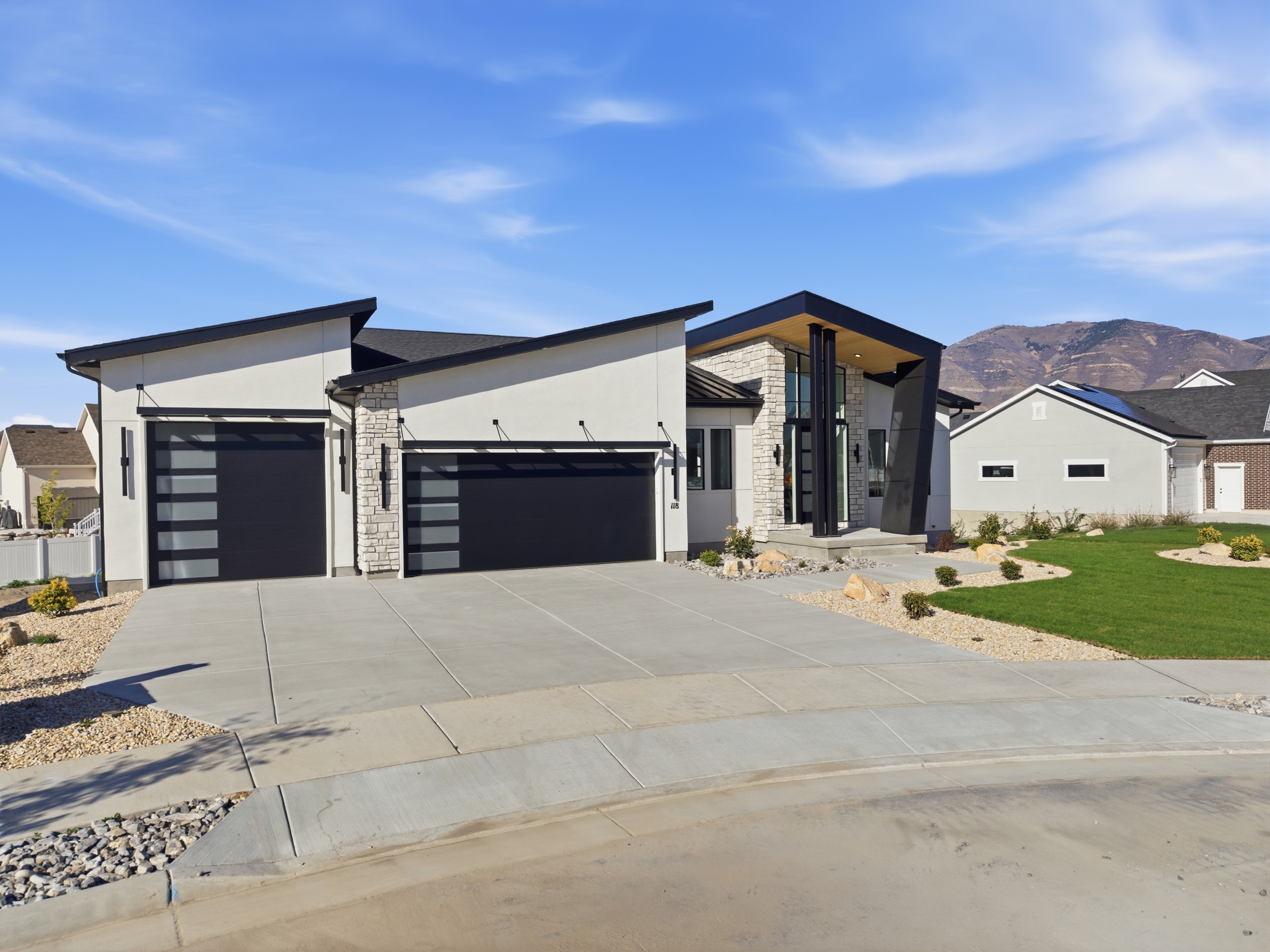 Chestnut – Modern home detail 46