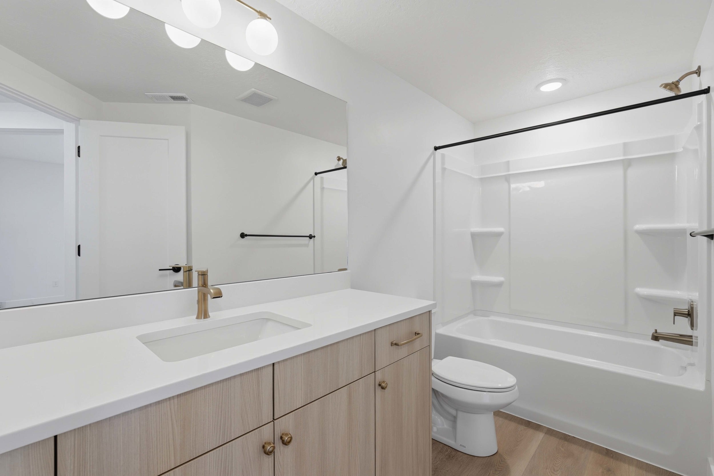 Chestnut – Modern home detail 38